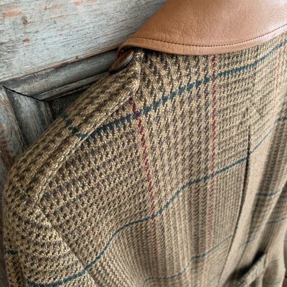 Ralph Lauren Double Breasted fitted and flare Plaid Coat with Leather Trim - Picture 11 of 13